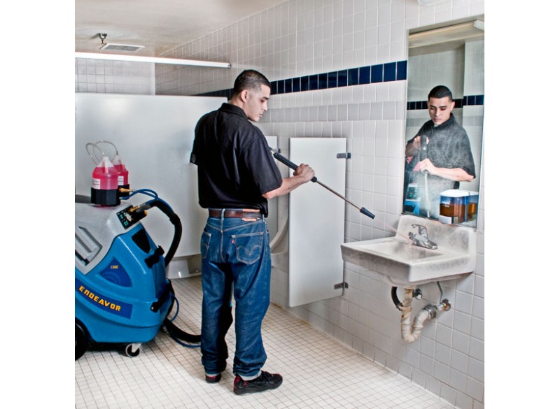 Endeavor Multi-Surface Cleaning System - 1200 PSI -  with Water Heater