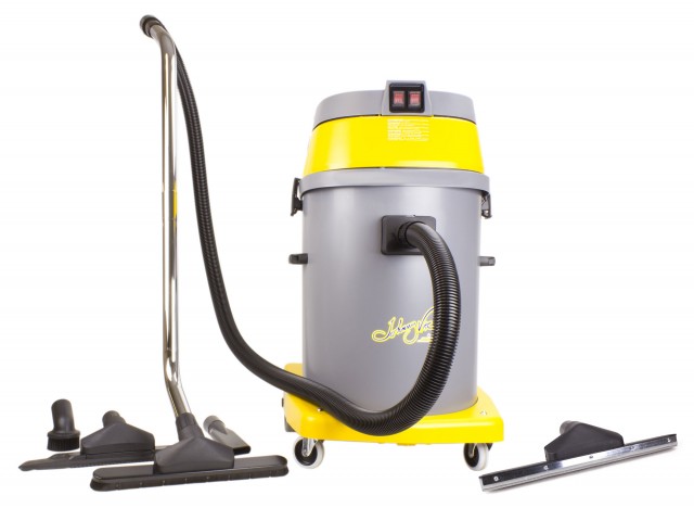 Wet & Dry Commercial Vacuum - Johnny Vac JV58 - Capacity of 15 gal (57 L) - 10' (3 m) Hose - Metal Wands - Brushes and Accessories Included - Ghibli 17761250210