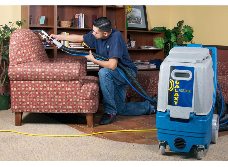 Galaxy 2000SX-HR Carpet Extractor by Edic - 12 gal - Recovery Tank Capacity of 11 gal - 100 psi - 13,5 A - MACHINE ONLY